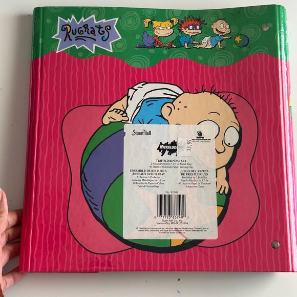 Vintage 1998 Rugrats Nickelodeon 1.5" Metal 3 Ring Binder Tommy Pickles - Picture 5 of 6
